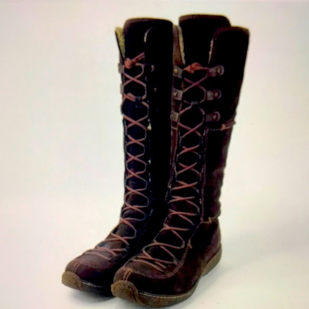 W’s Timberland Moorland Hollace boots FINAL PRCE!!